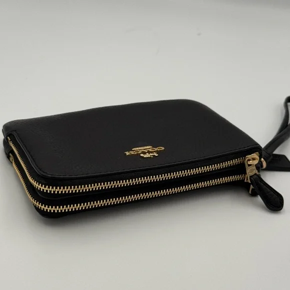 Coach Double Corner Zip Wristlet in black refined pebbled leather - Picture 3 of 7